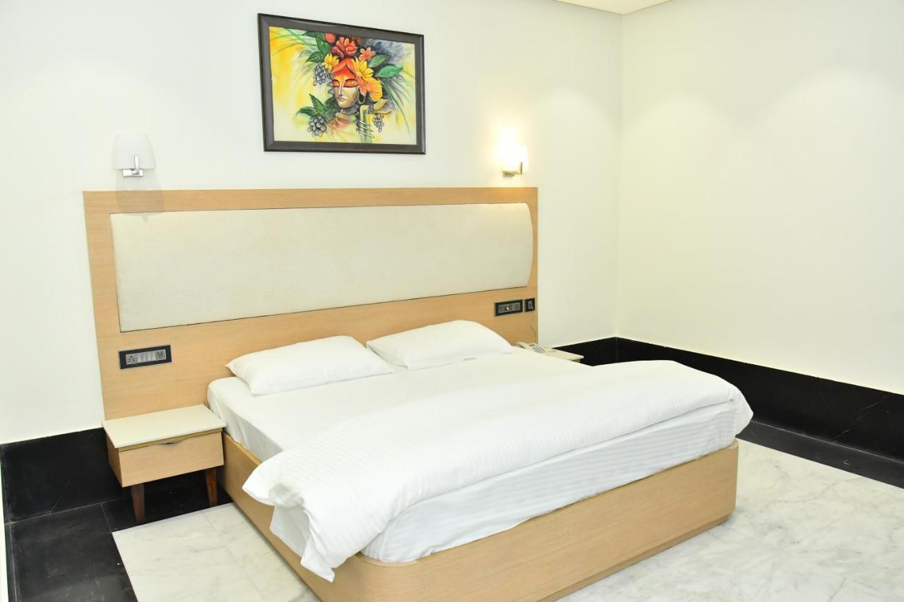 Maharaja Aggarsain Bhawan Hotell Hisār Exteriör bild
